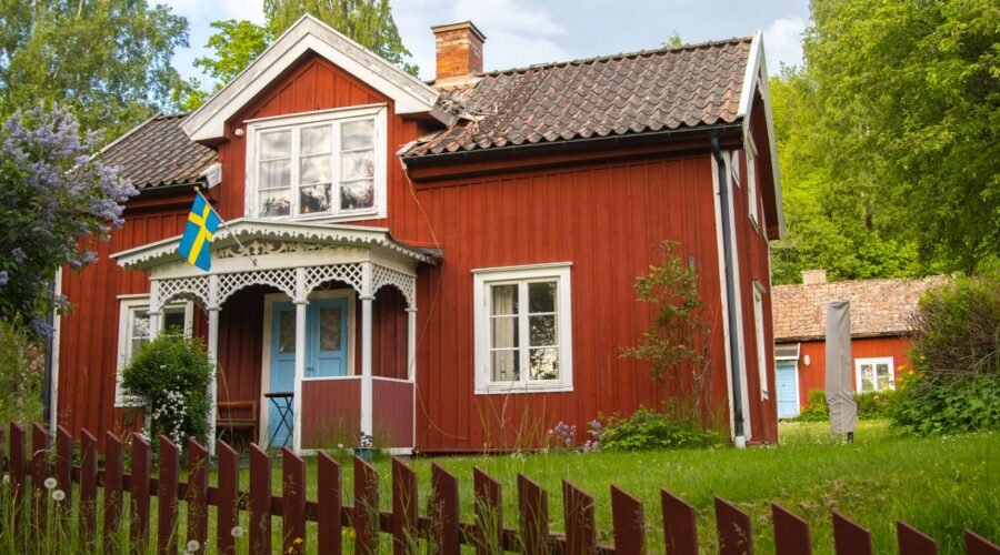 Cabins and Farm Stays in Sweden: 7 Honest Tips to Sleep Slowly